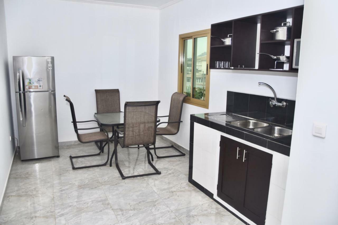 Hotel La Couronne Rw Yaounde Luaran gambar