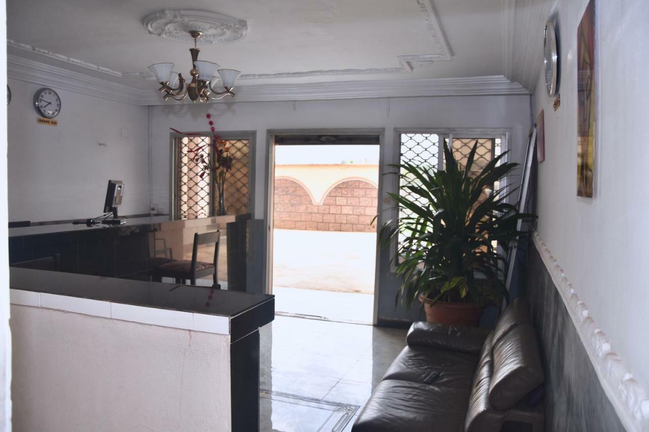 Hotel La Couronne Rw Yaounde Luaran gambar